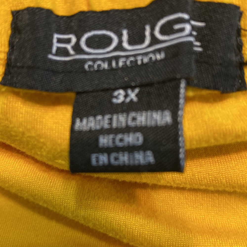 Plus Size Rouge Collection Halter Jumpsuit Romper 3X Yellow with pockets - Picture 5 of 7